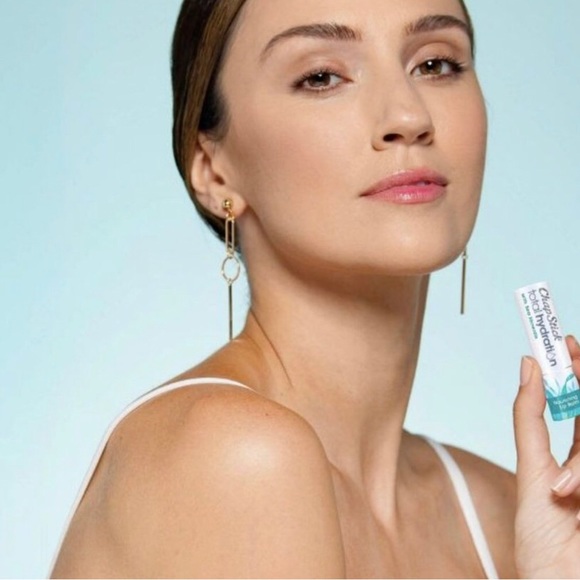 3 ChapStick Total Hydration Nourishing Lip Balm with Sea Minerals, 0.12oz New! - Picture 8 of 14